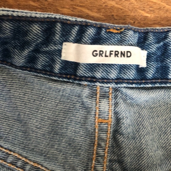 GRLFRND Cindy High-Rise Cut Off Short - Picture 11 of 16